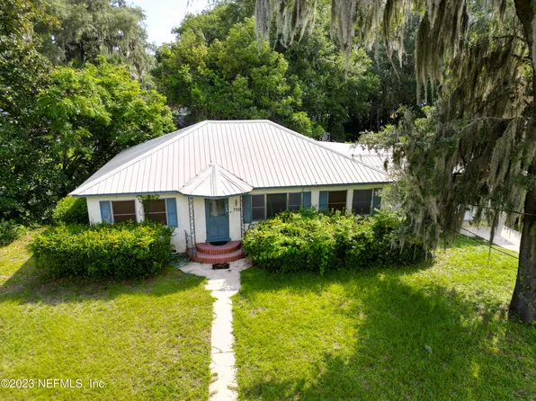 700 S 18TH Street, Palatka, FL 32177