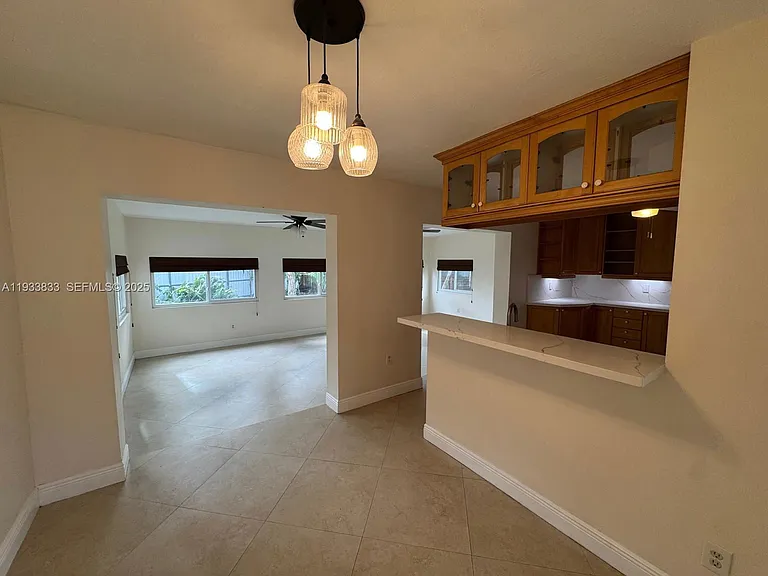 18600 SW 97th Ave — Photo 8