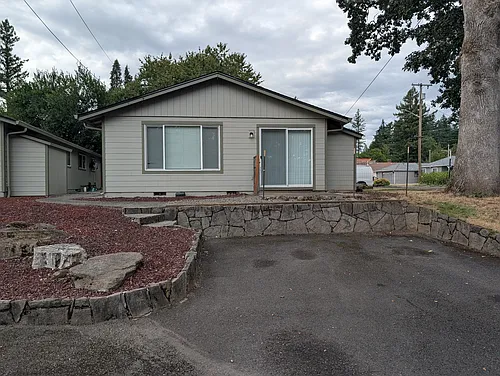 2737 H St #2735 Photo 1