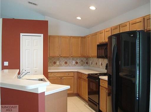 5th image of 2639 Sierra Vista Way