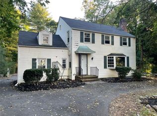 9 Viola Rd, Suffern, NY 10901