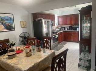 916 Burke Ave, Bronx, NY 10469