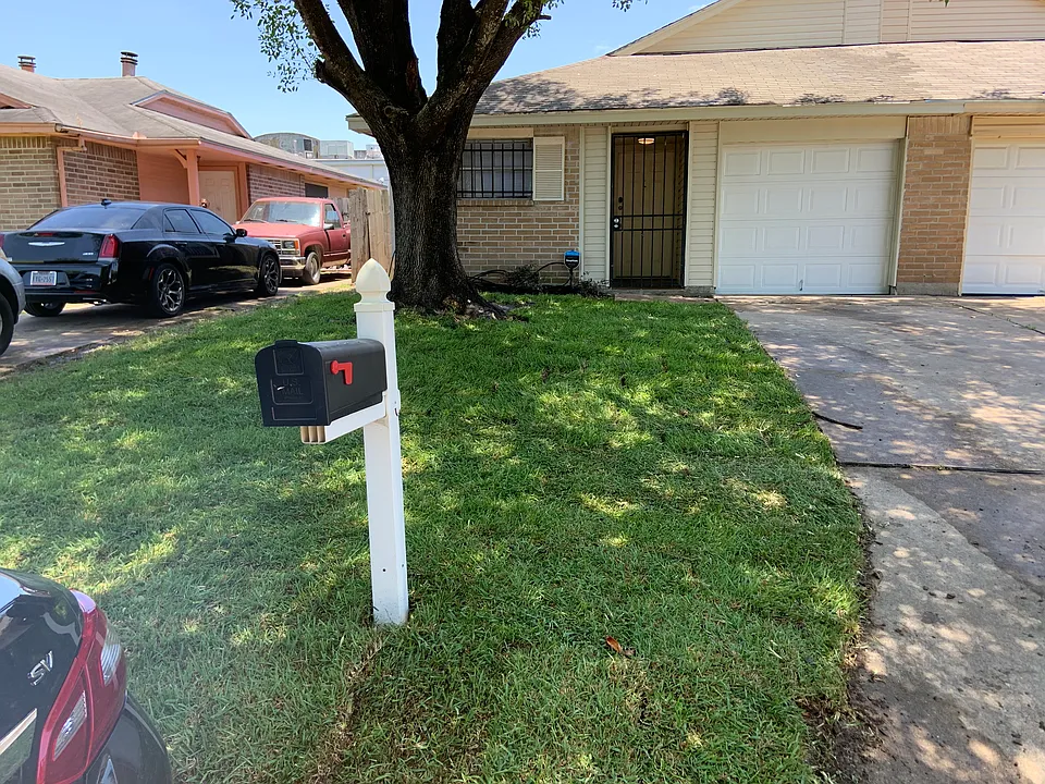 11008 Panicum Ct