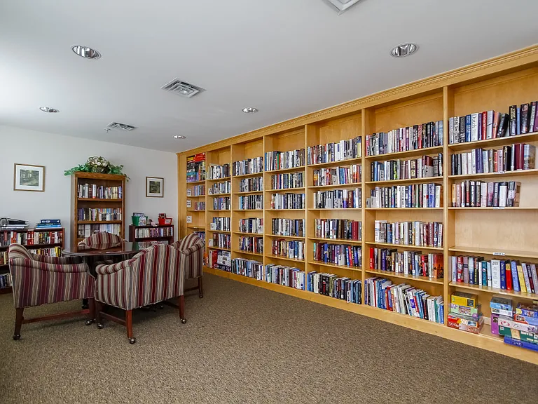 Sunnybrook Senior Apartments 62+ — Photo 2