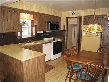 5th image of 7610 Zona Ln