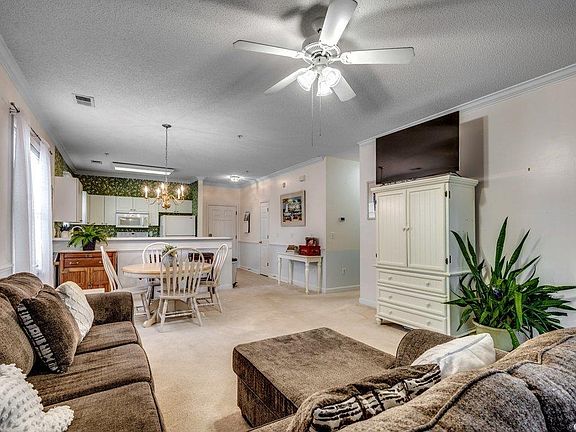 5th image of 6253 Catalina Dr. #124