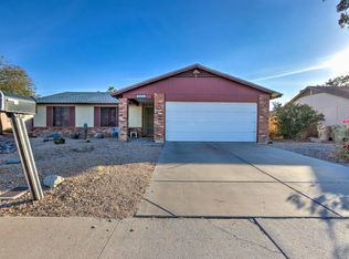 5225 W Seldon Ln, Glendale, AZ 85302