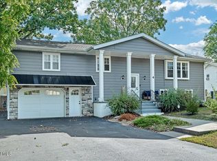 4 Wildwood Ave, Glenville, NY 12302