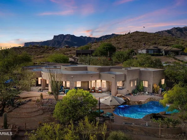 10251 E LATHAM Way, Gold Canyon, AZ 85118