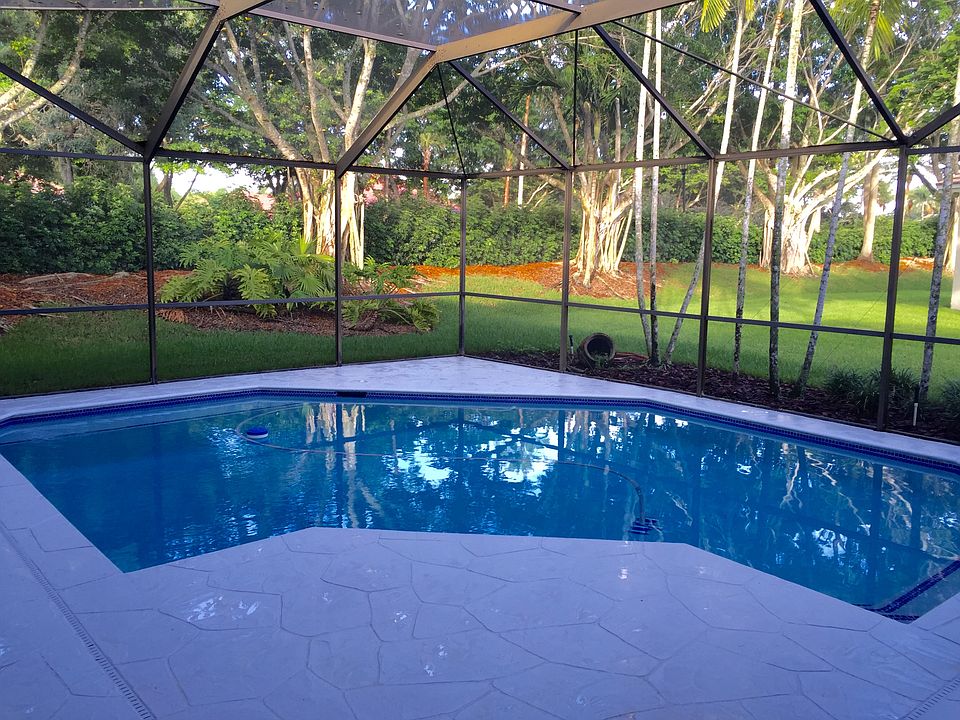 2nd image of 3094 Lakewood Cir