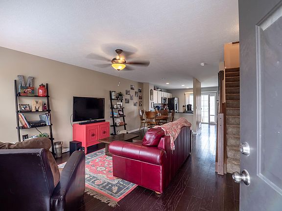 3rd image of 5522 Sentinel Falls St #4