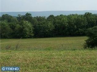 3 Ricks Rd, New Ringgold, PA 17960