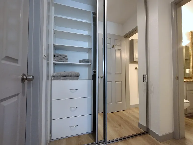 3rd Closet