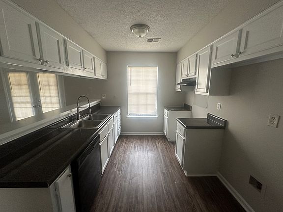 5th image of 7091 Maryland Cir S