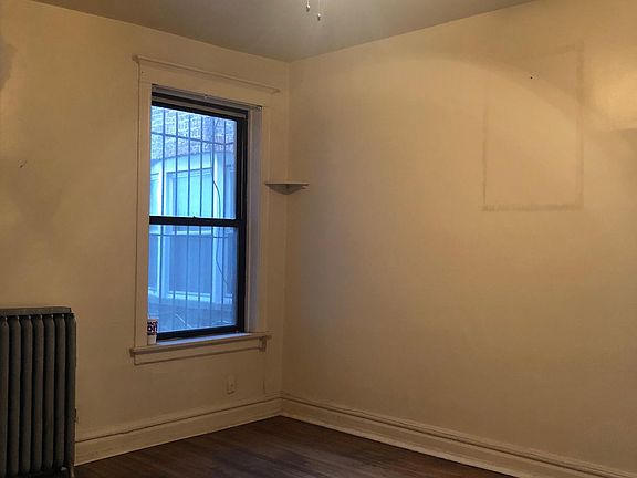 4th image of 5845 S Michigan Ave APT 1