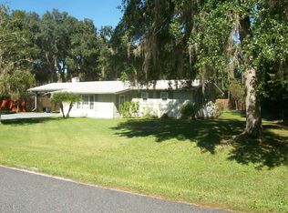 106 Elvira St, Crescent City, FL 32112