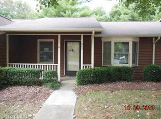 602 Rock Garden Cir, Winston Salem, NC 27104