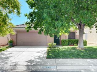 7917 Hollow Pine St, Las Vegas, NV 89143