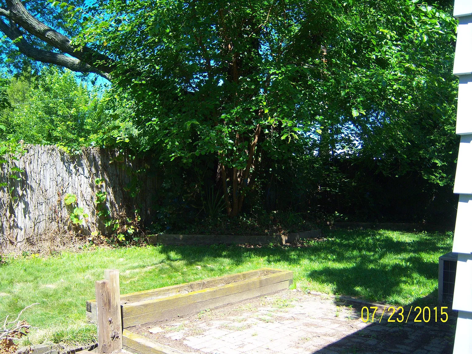 2020 Devonshire Ave — Photo 2