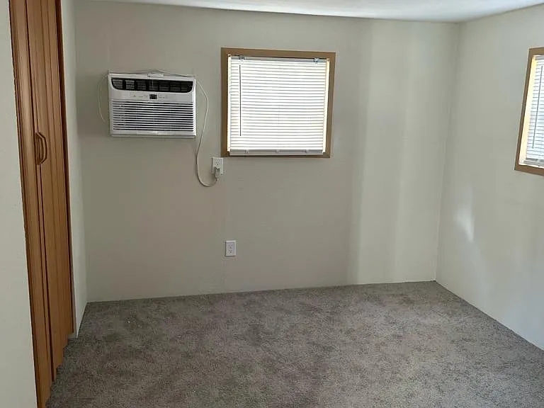 1111 N Point Lonesome Rd #1A — Photo 5