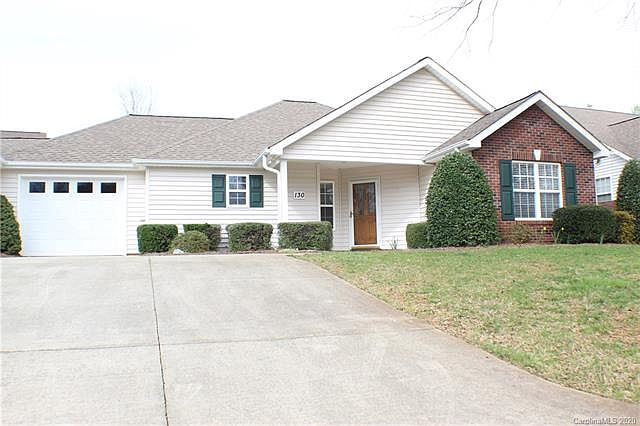 1st image of 130 Ashwood Ln