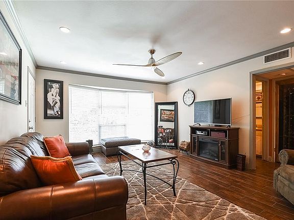 4th image of 3012 Mahanna Springs Dr #3012C