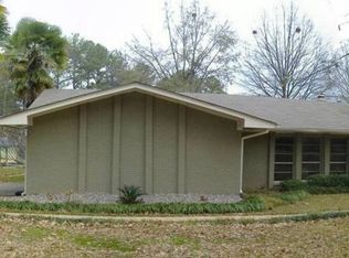 101 Swallow Dr, Brandon, MS 39047