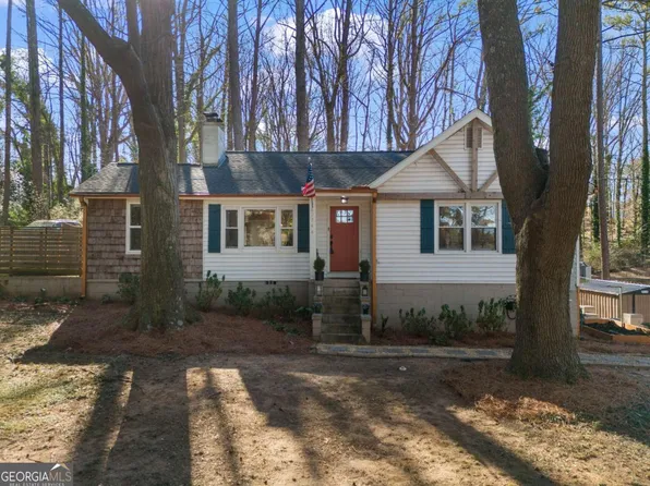 2746 Hedgewood Dr NW, Atlanta, GA 30311