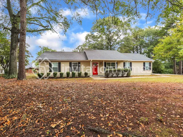 3766 Paddington Trl, Rex, GA 30273