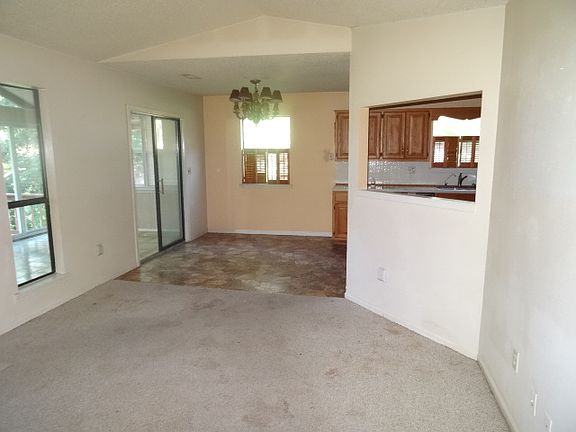 5th image of 13442 Mimosa Ln