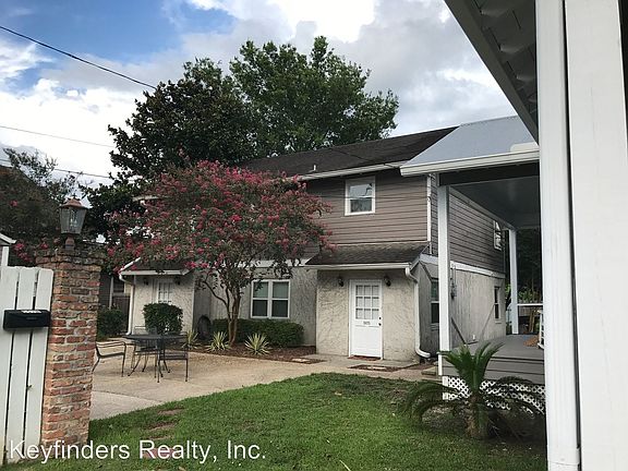 2nd image of 507 Railroad Ave #A