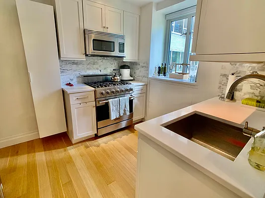 Rented by Corcoran | media 21