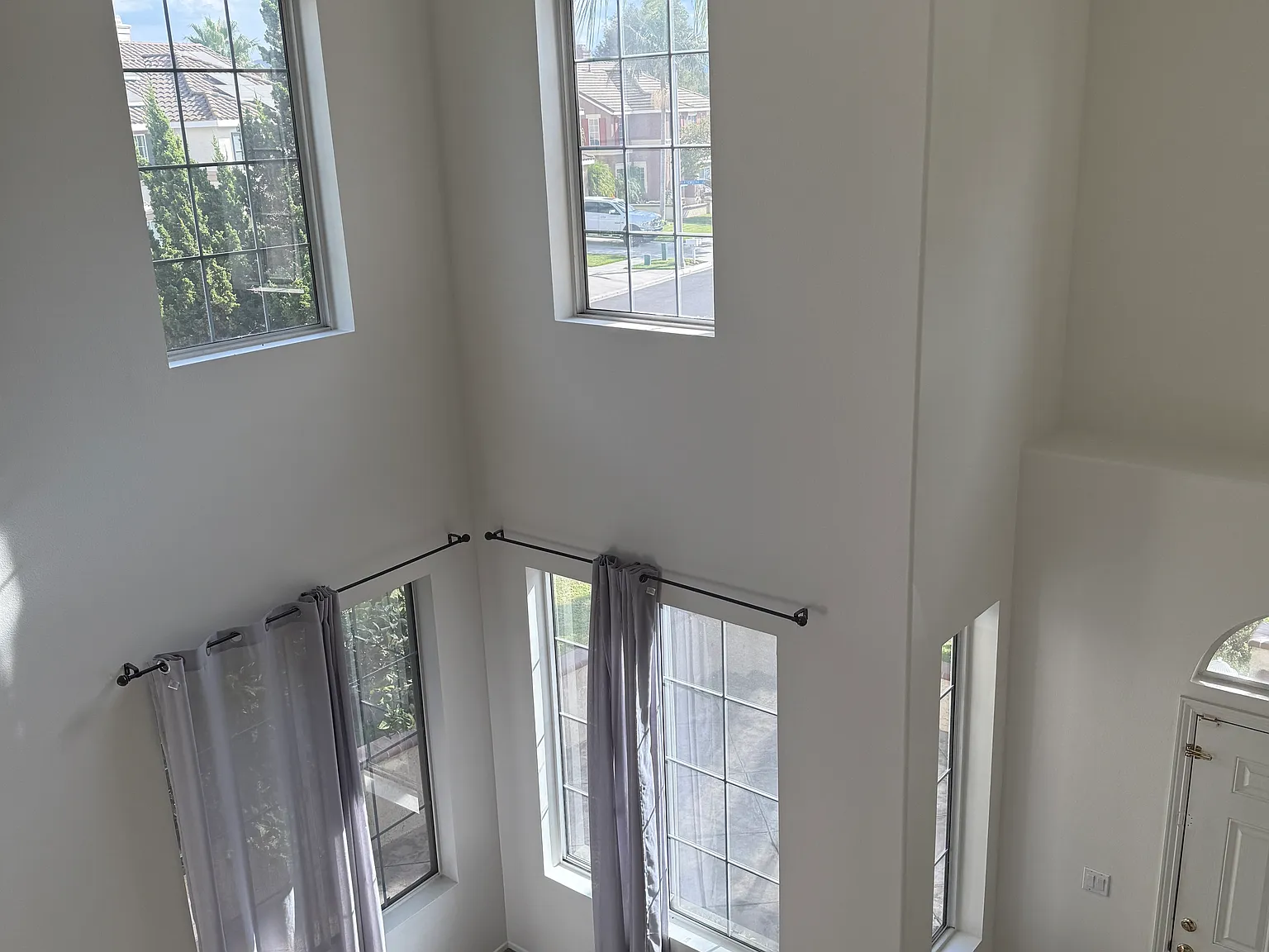 3 bed, 2.5 bath, 1779 sqft, $3,500 — Photo 3