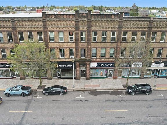 5th image of 210 Main St W