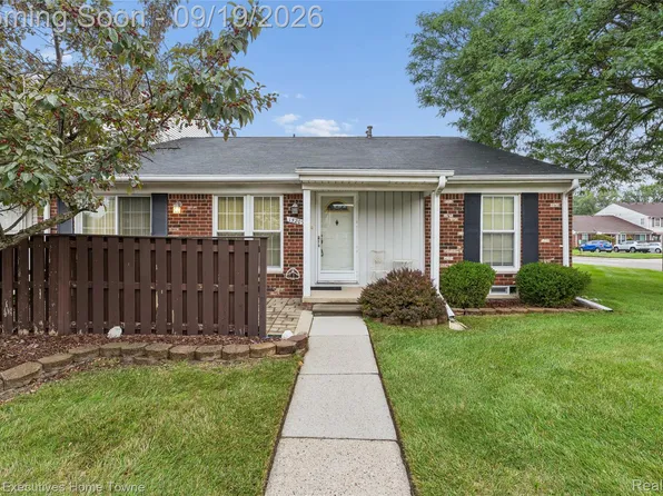 15209 Renshaw Dr, Clinton Township, MI 48038