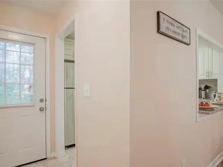 846 Park Pl NE — Photo 59