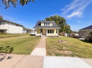 306 N Pine St, Genoa, NE 68640