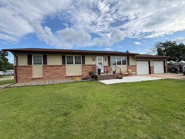 301 W Cedar St, Oneill, NE 68763