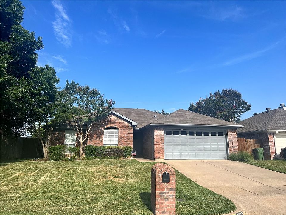 1st image of 7607 Redmont Dr