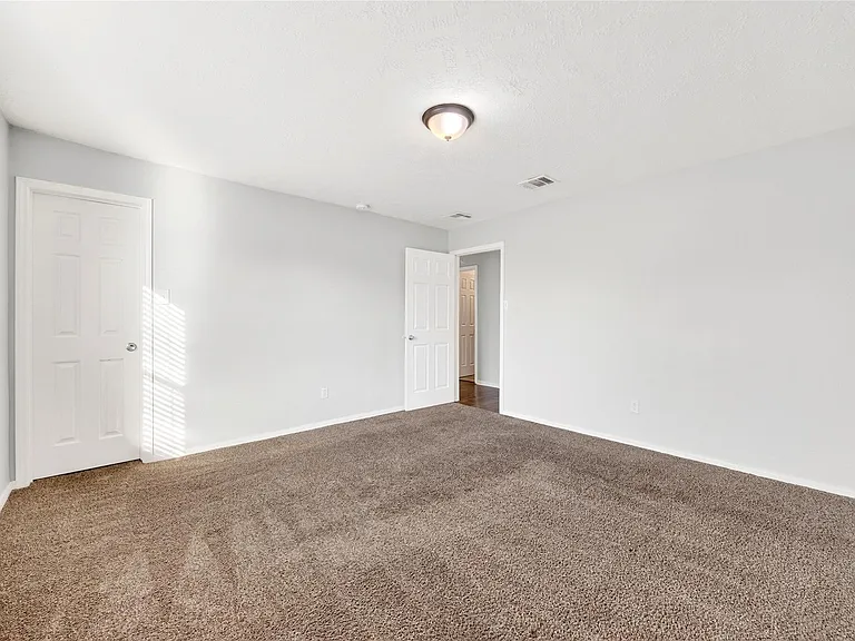 19014 Prairie Bluff Dr — Photo 32
