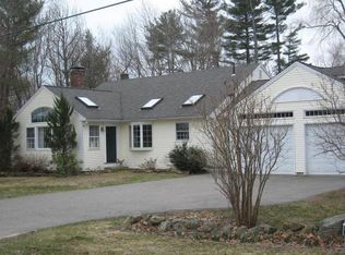 24 Maple Rd, North Hampton, NH 03862