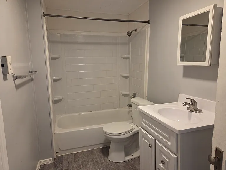186 Bell St #3 — Photo 10