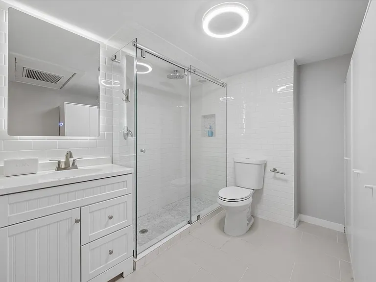 1212 Guadalupe St #701 — Photo 19