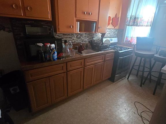 5th image of 1208 S Millick St