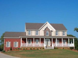 5322 High Crest Dr, Crestwood, KY 40014