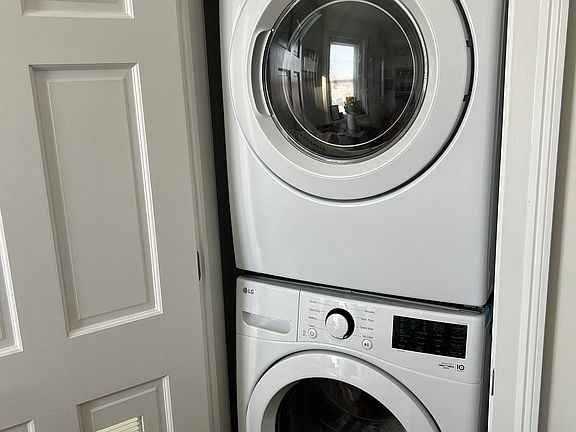 2nd image of 305 Medford St #3
