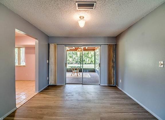 2nd image of 2304 Country Club Blvd