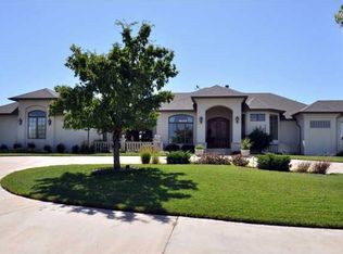 12701 E Four Oaks St, Wichita, KS 67226