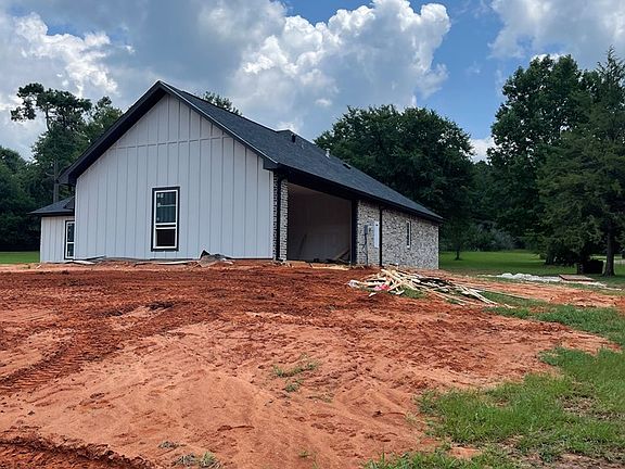 5th image of 115 County Road 404
