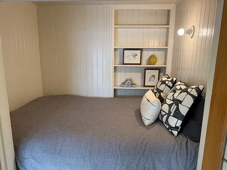 519 W Roy St #309 — Photo 8